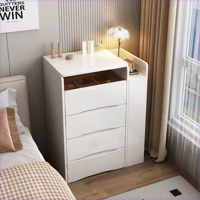 Blume Flip-Top Vanity