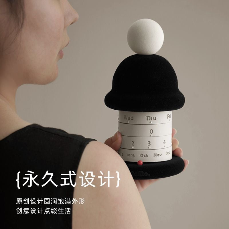 Snowcap Perpetual Desk Calendar