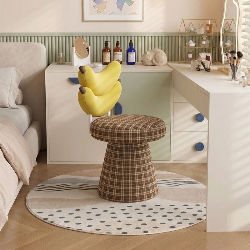 Banana Pop 360° Swivel Vanity Chair