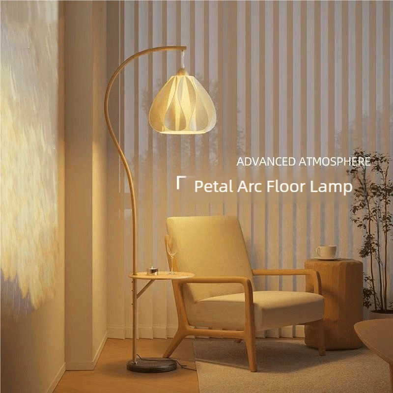 Petal Arc Floor Lamp
