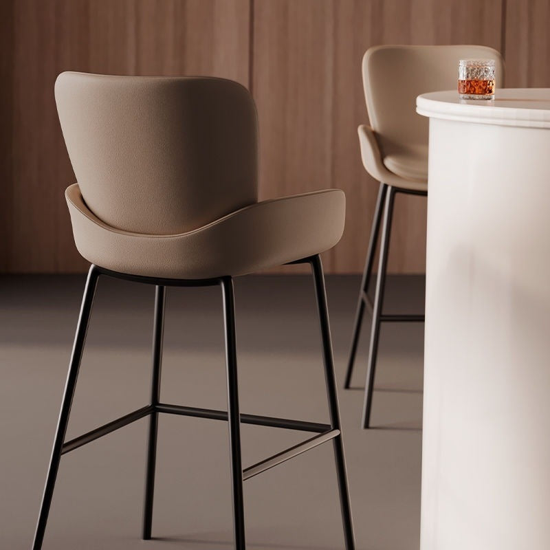 Luna Curve Bar Stool