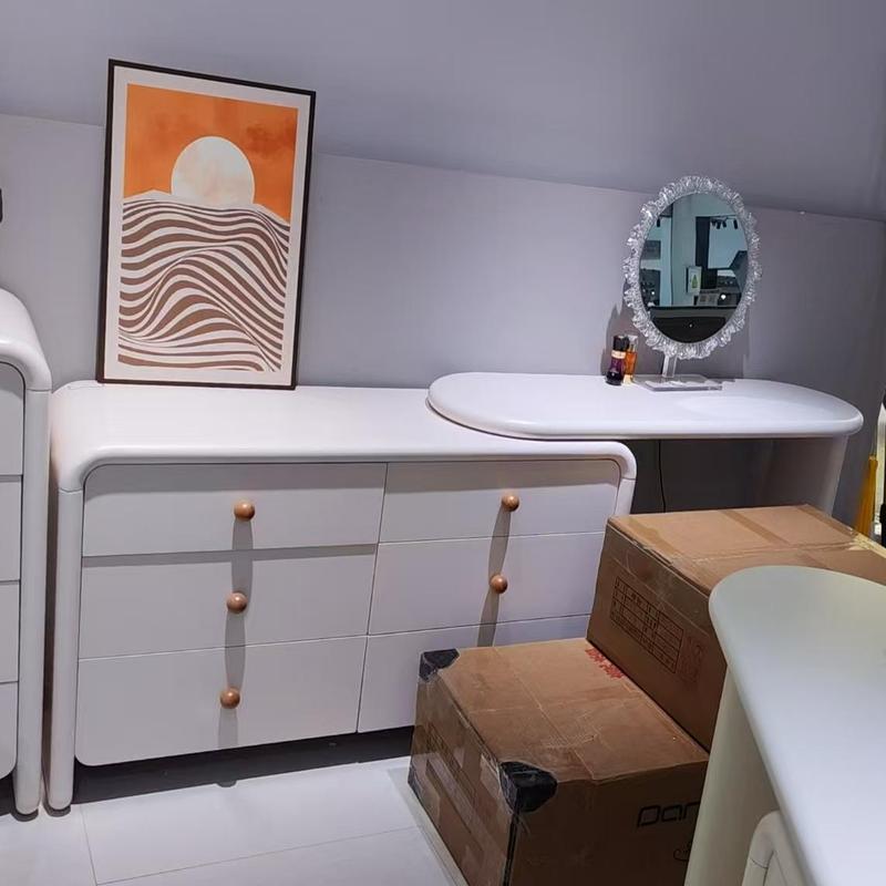 Cloud Edge Vanity Table#T663-6